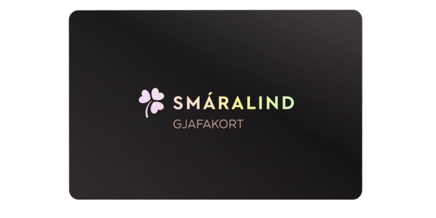 Gjafakort mun leysa margan vanda! Gjafakort Smáralindar gildir í öllum verslunum og veitingastöðum Smáralindar nema Vínbúðinni. Gjafakortið er einföld og þægileg leið, sem hægt er að setja í Apple og Android símaveskið og borga með því í gegnum símann svo það gleymist aldrei heima. Kortin koma í veglegri gjafaöskju og má nálgast á þjónustuborði eða fá sent heim að dyrum. 