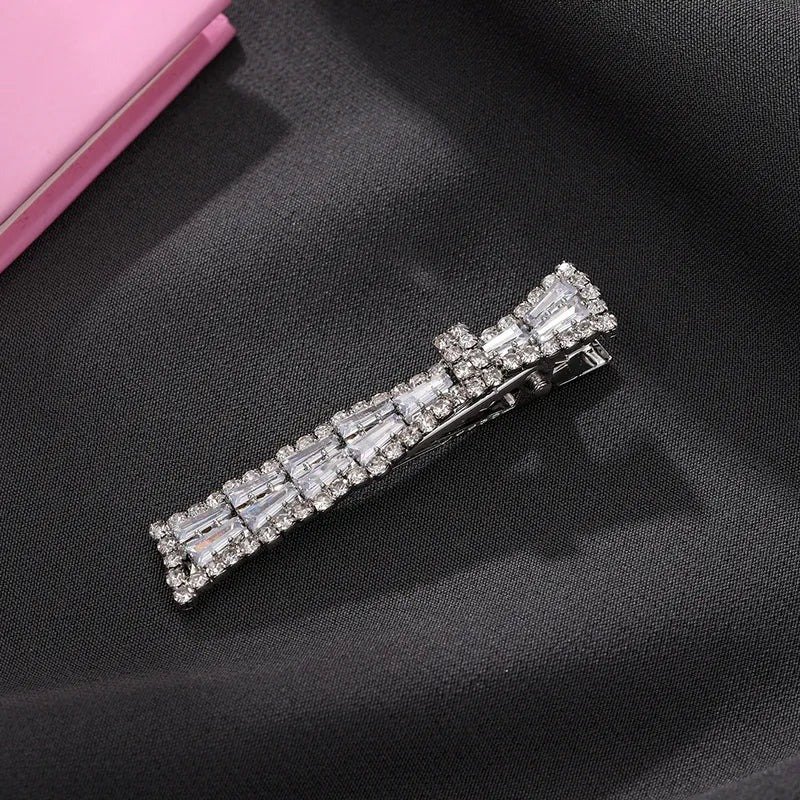 Hárklemma, SIX, 1.695 kr.