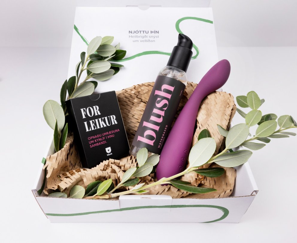Unaður í öskju í samstarfi við Blush styður við þitt kynheilbrigði með völdum vörum sem henta einstaklega vel til að njóta með sjálfum sér eða öðrum. Lyfja, 11.192 kr.