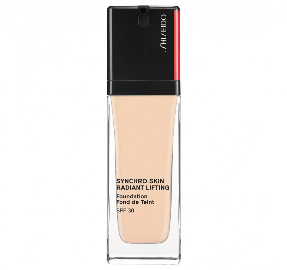 Synchro Skin Radiant Lifting-farðinn frá Shiseido er einstakur. Gefur húðinni svo fallega, náttúrulega áferð með góðri milliþekju. Þessi er skotheldur! Hagkaup, 7.095 kr.
