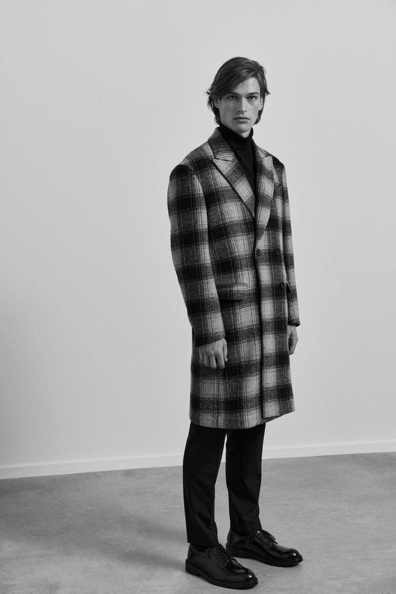 Selected, 11.997 kr.