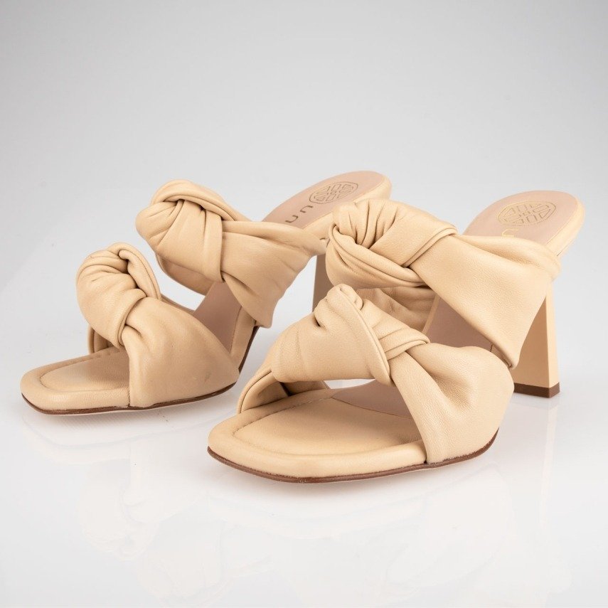 Bottega Veneta-stíllinn heldur áfram að gefa. Kaupfélagið, 16.097 kr.