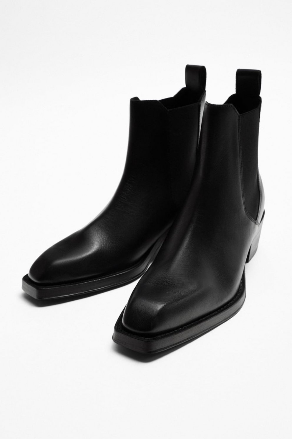 Zara, 16.995 kr.