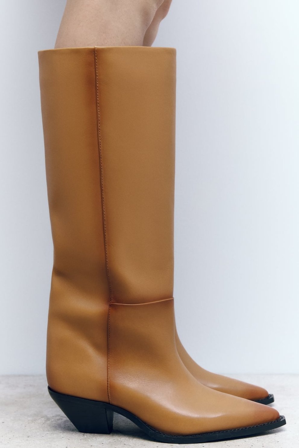 Zara, 23.995 kr.