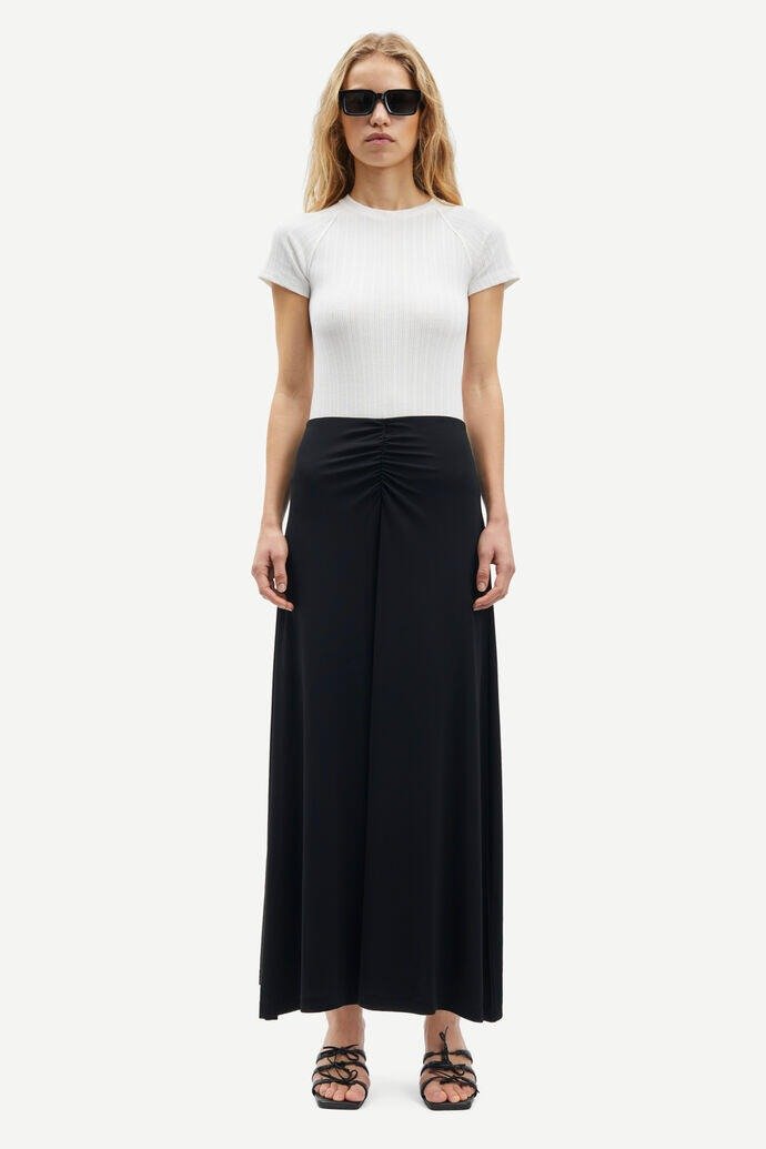 Galleri 17, 24.995 kr.