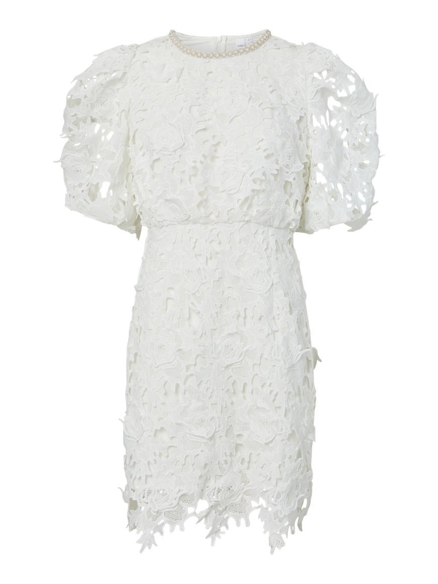 Selected, 25.990 kr.