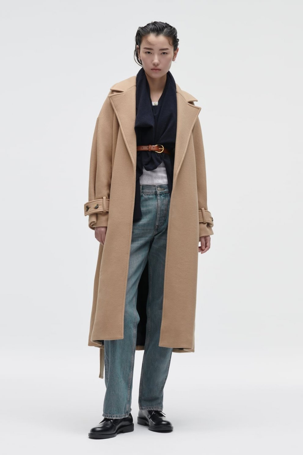 Zara, 27.995 kr.