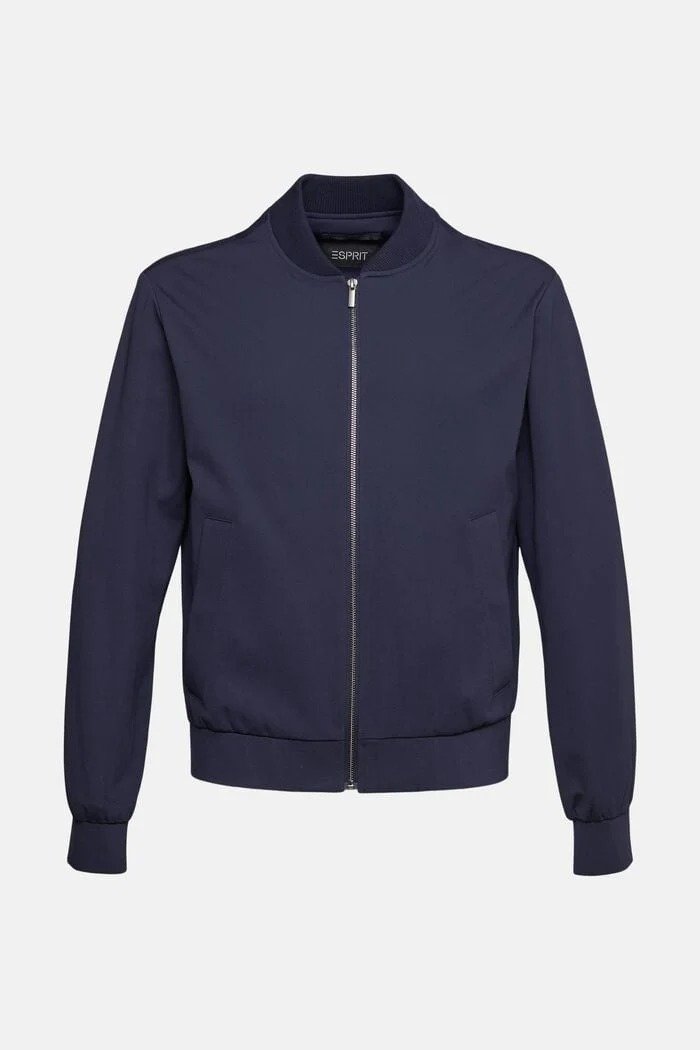 Esprit, 29.995 kr.