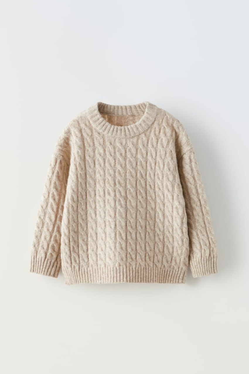 Zara, 3.595 kr.