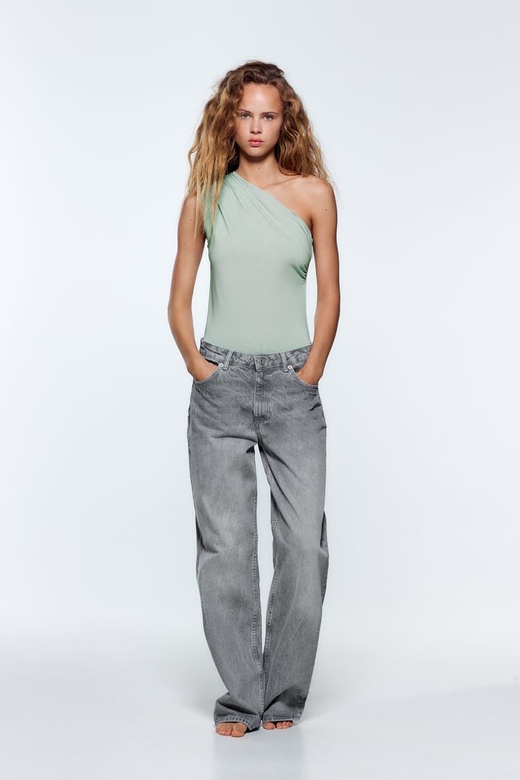 Zara, 3.995 kr.