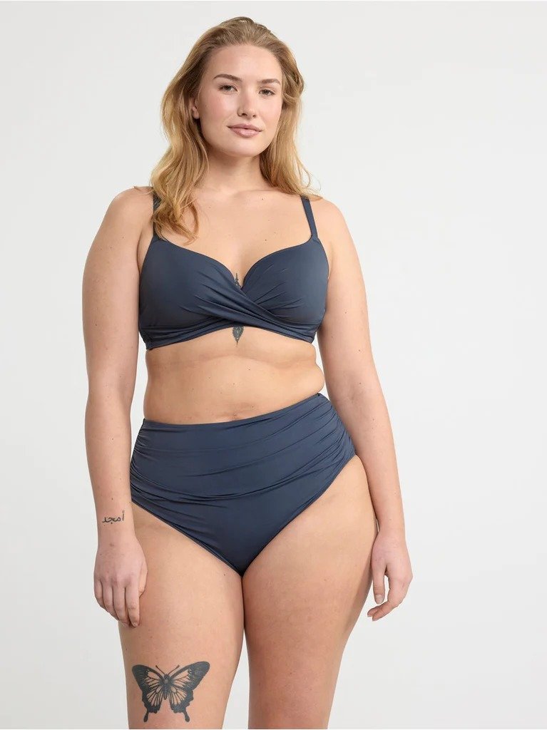 Lindex, 3.999/5.999 kr.