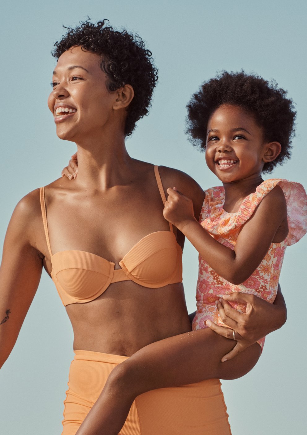 Ný sundfatalína H&M er sérlega sæt í ár.