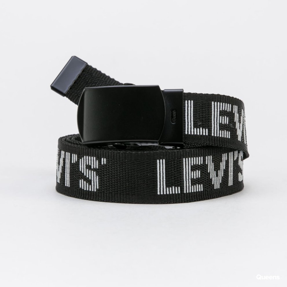 Levi´s belti kemur að góðum notum. Levi´s, 4.990 kr.