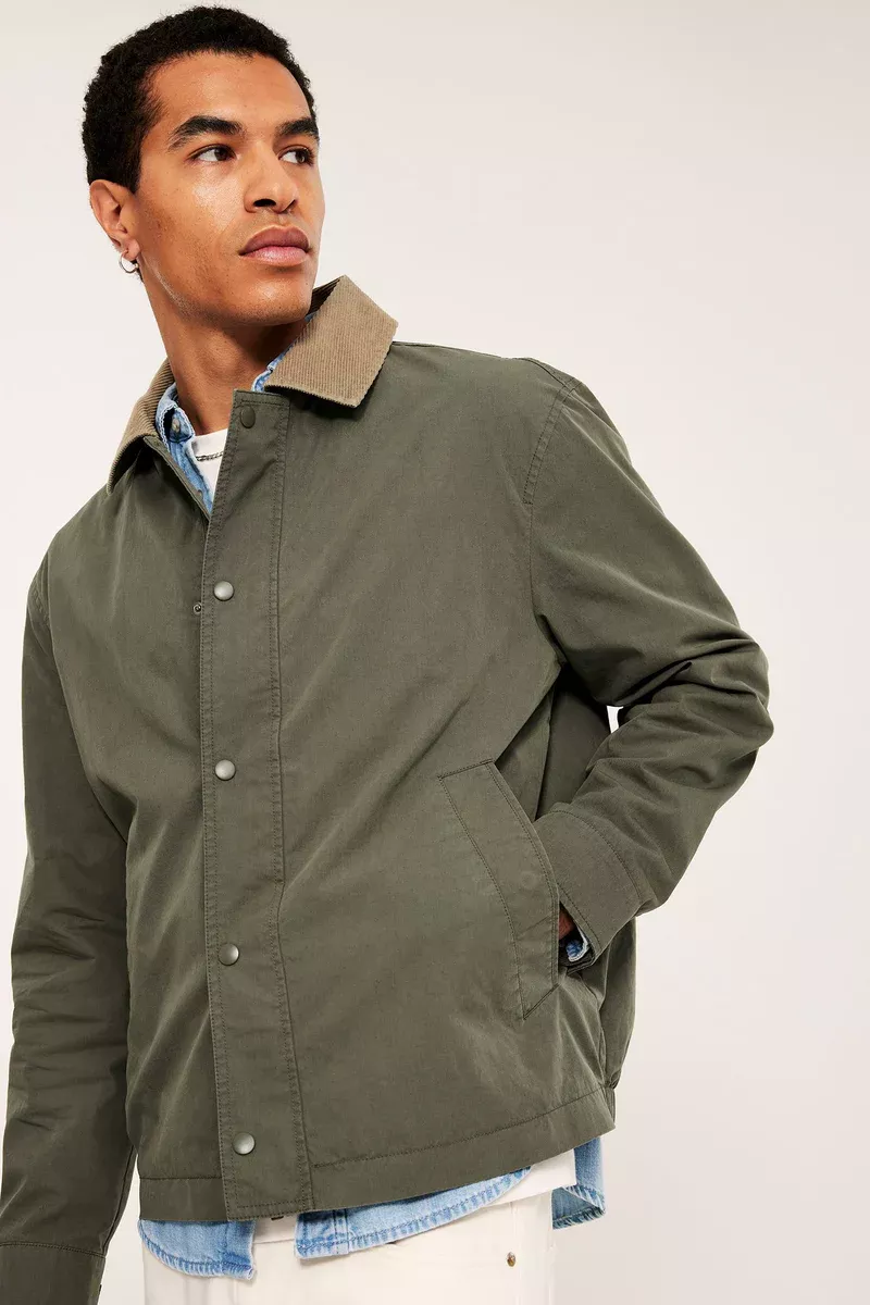 Töffaralegur vaxjakki, Kappahl, 13.999 kr.