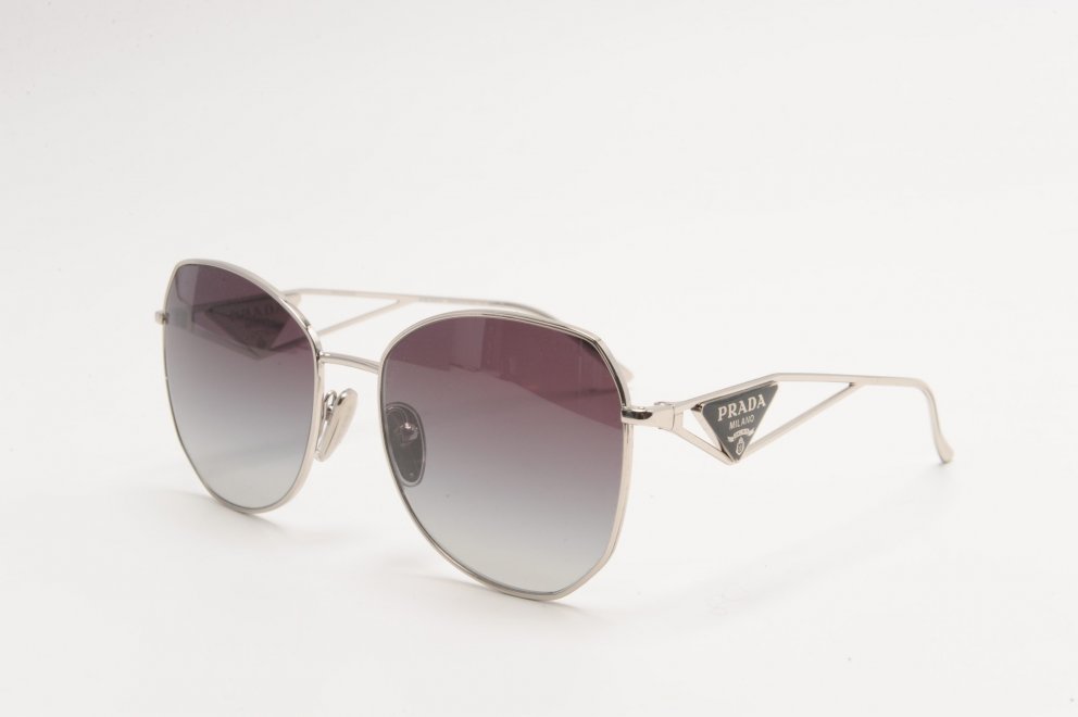 Geggjuð sólgleraugu frá Prada, Optical Studio, 55.120 kr.