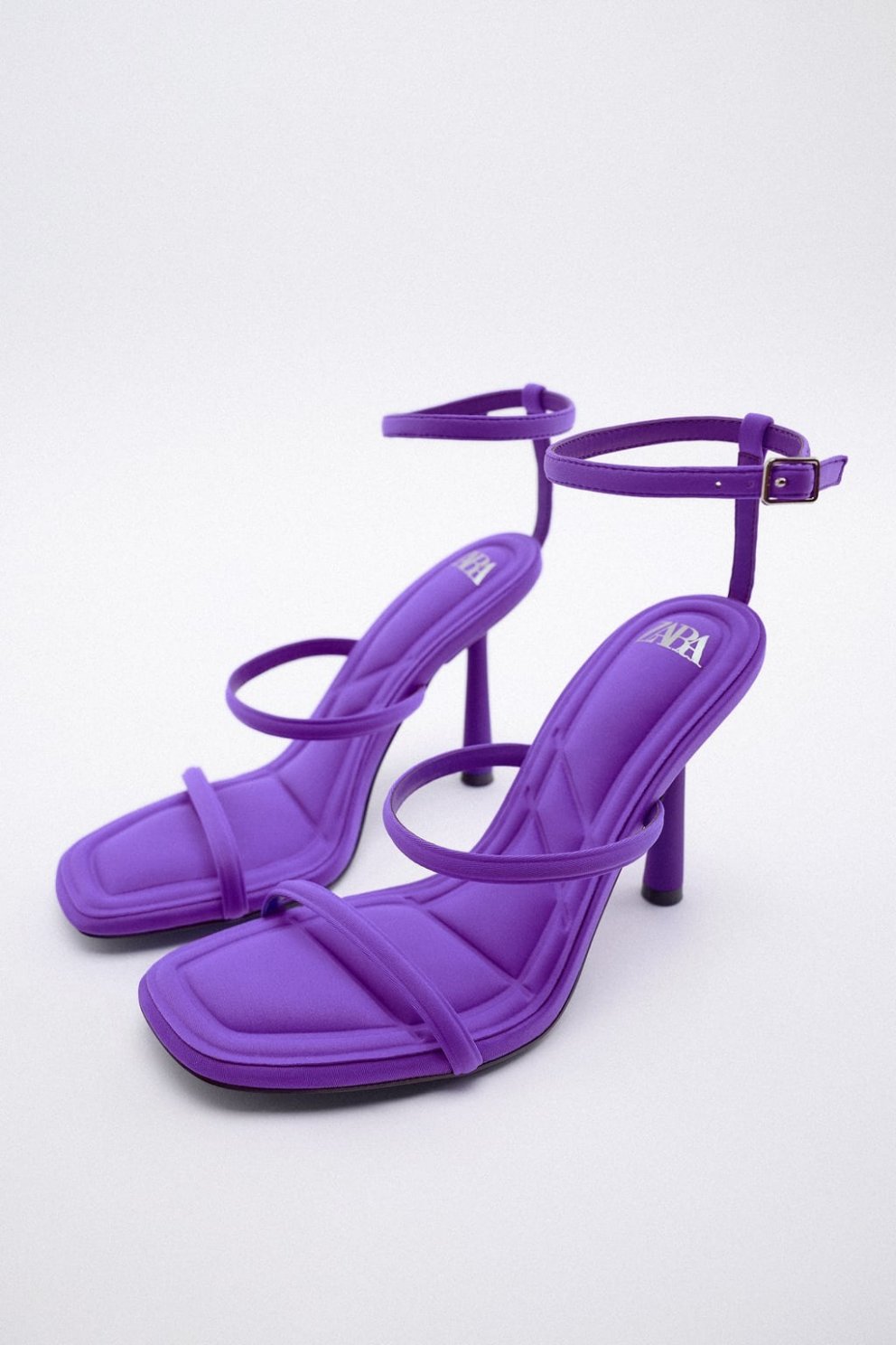 Zara, 6.495 kr.