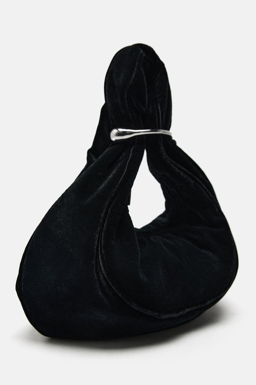 Zara, 6.995 kr.