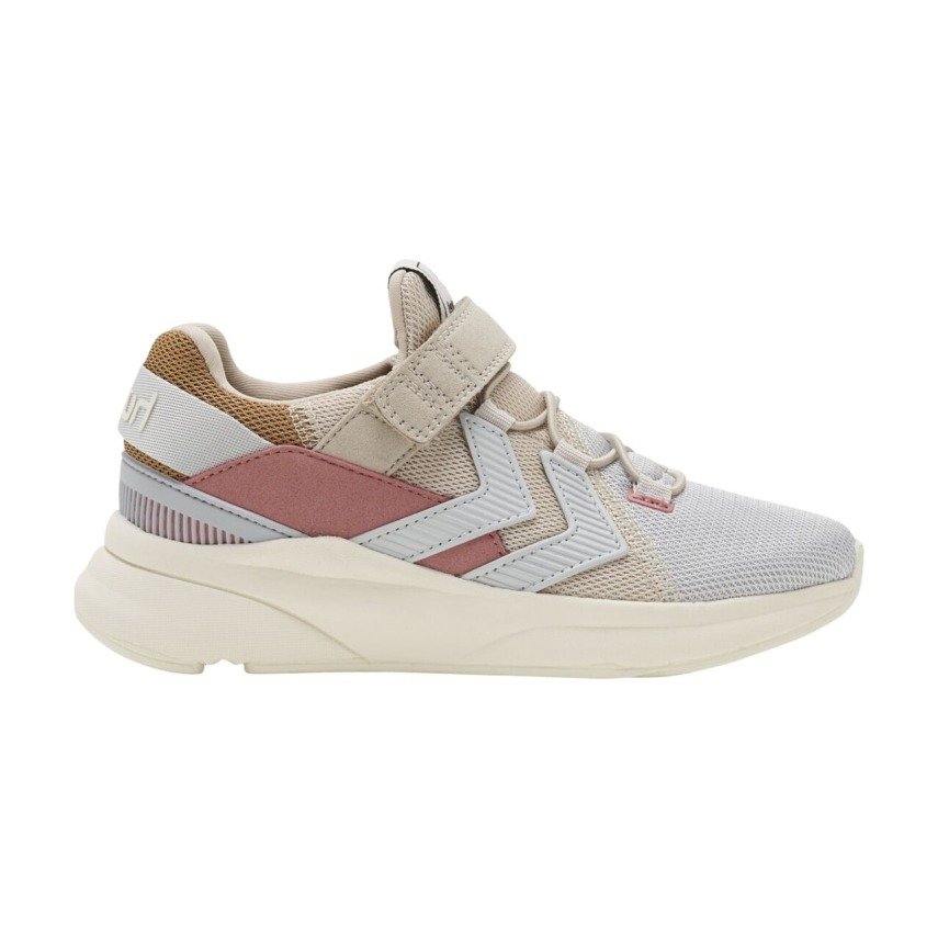 Æðislegir strigaskór frá Hummel. Steinar Waage, 6.997 kr.
