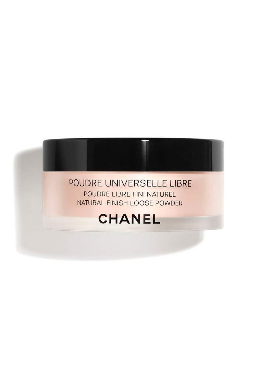 Poudre Universelle Libre Natural Finish Loose Powder í lit medium.