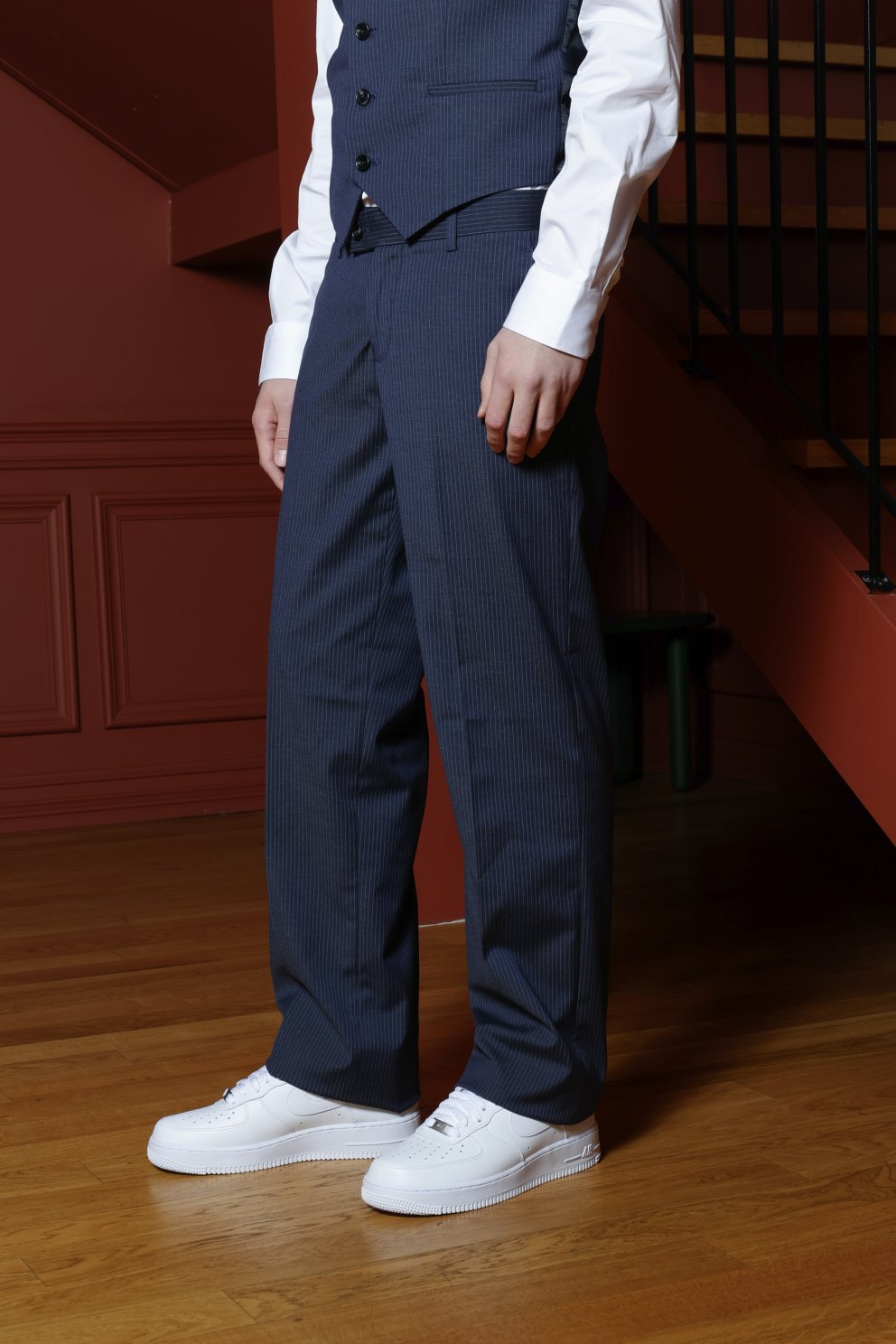 Hvítir strigaskór halda áfram að vera vinsælir hjá fermingarbörnunum.