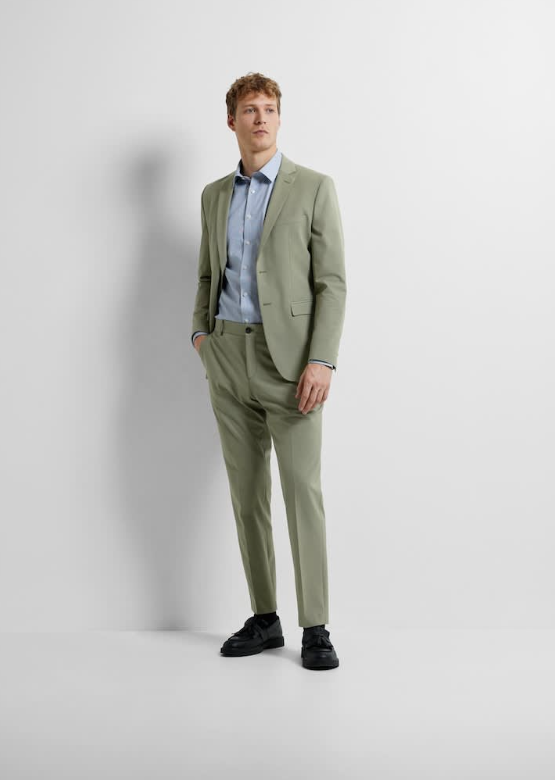 Selected, 25.990/17.990 kr.
