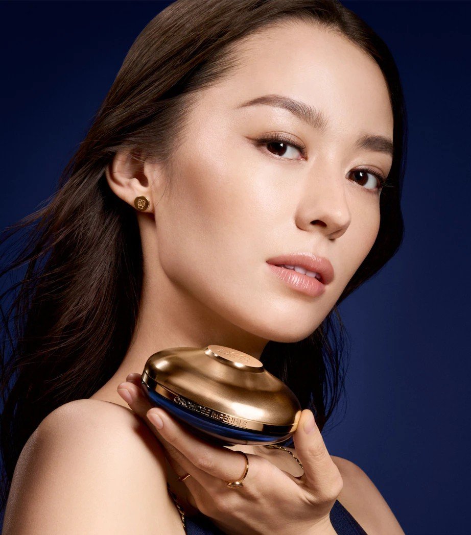 The longevity cream - Orchidée Impériale er nýtt andlitskrem frá Guerlain sem miðar að því að endurvekja líftíma húðfrumna og tryggja að húðin líti unglegri út dag frá degi. Fæst í Hagkaup.