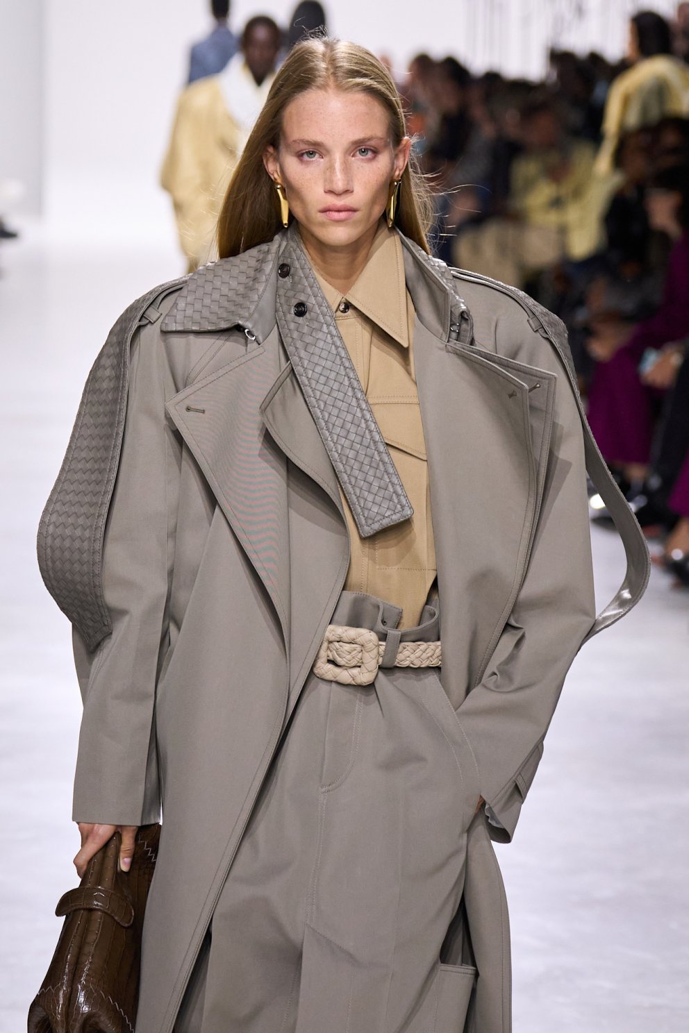 Grár og gordjöss frá Bottega Veneta.