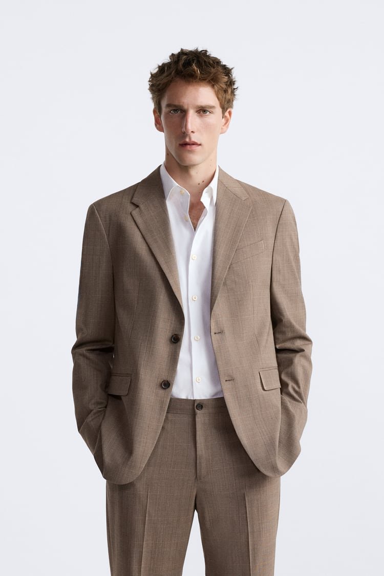 Zara, 17.995 kr.