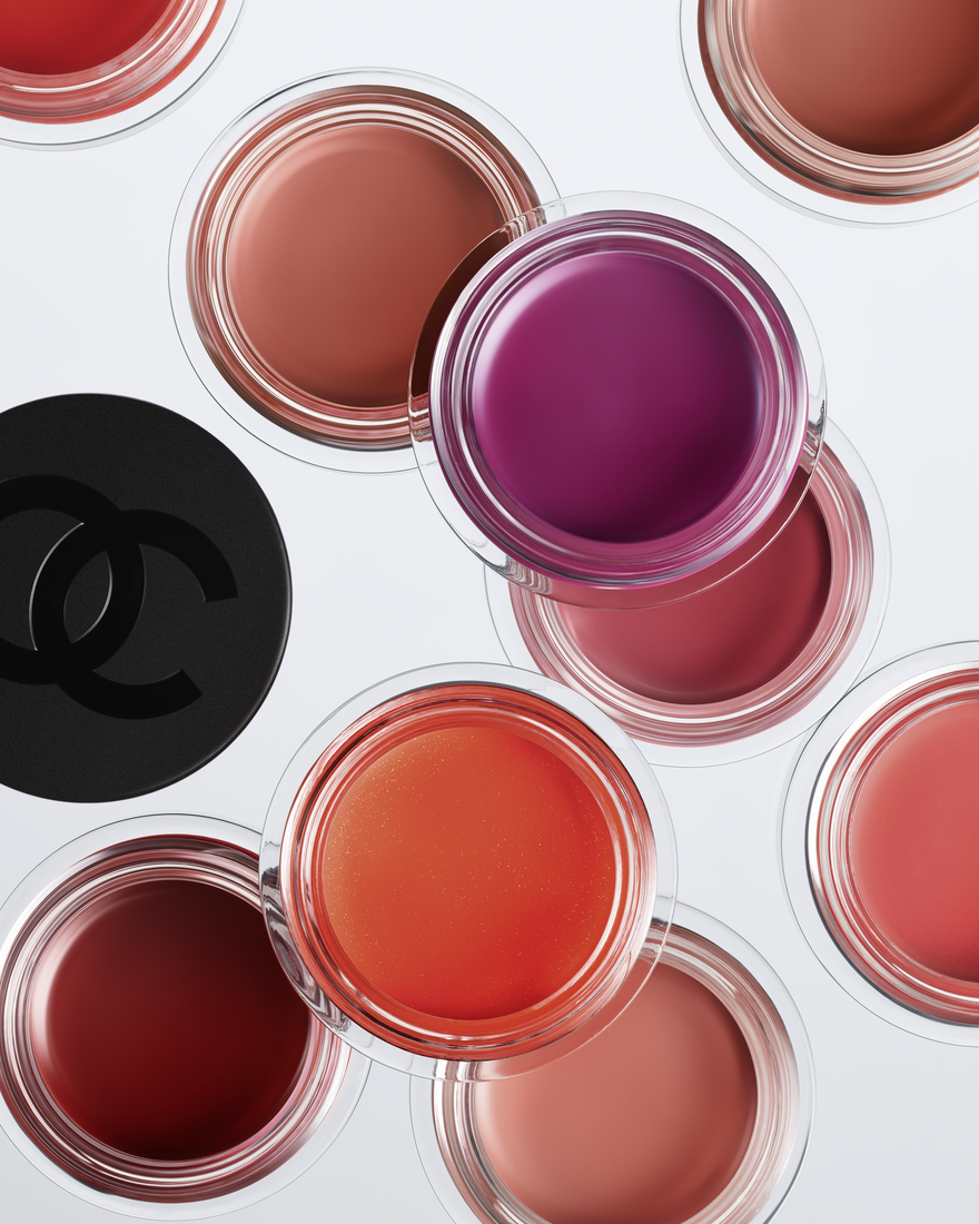 N°1 De Chanel Lip and Cheek Balm kemur í mörgum litatónum þannig að allir ættu að finna sinn lit. Einföld en áhrifarík snyrtivara. Fæst í Hagkaup, Smáralind.