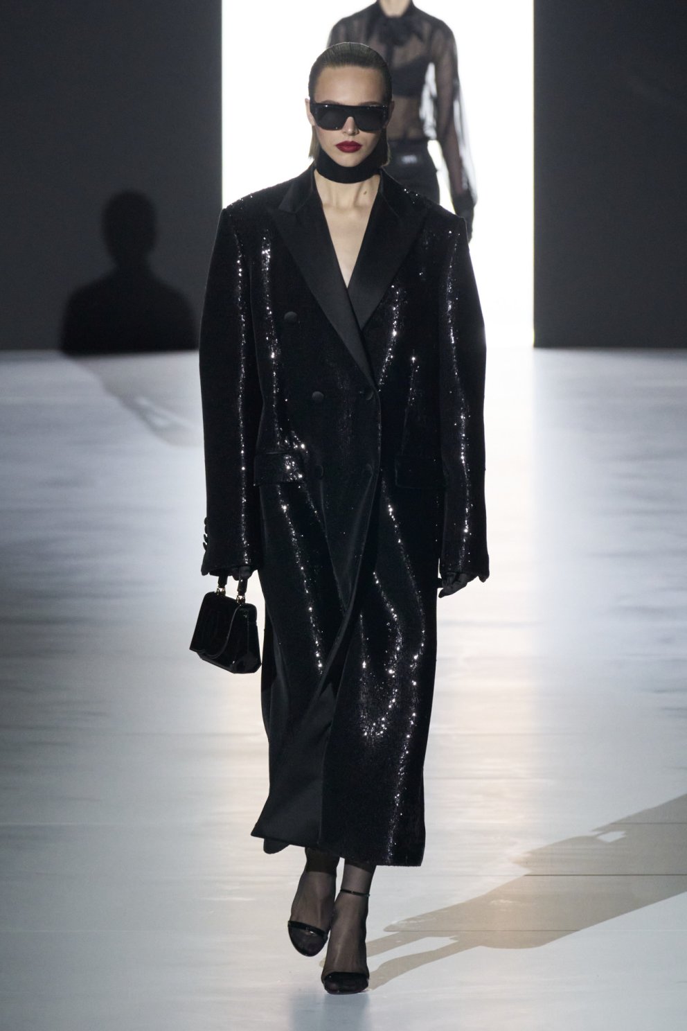 Glimmerkápa frá Dolce & Gabbana.