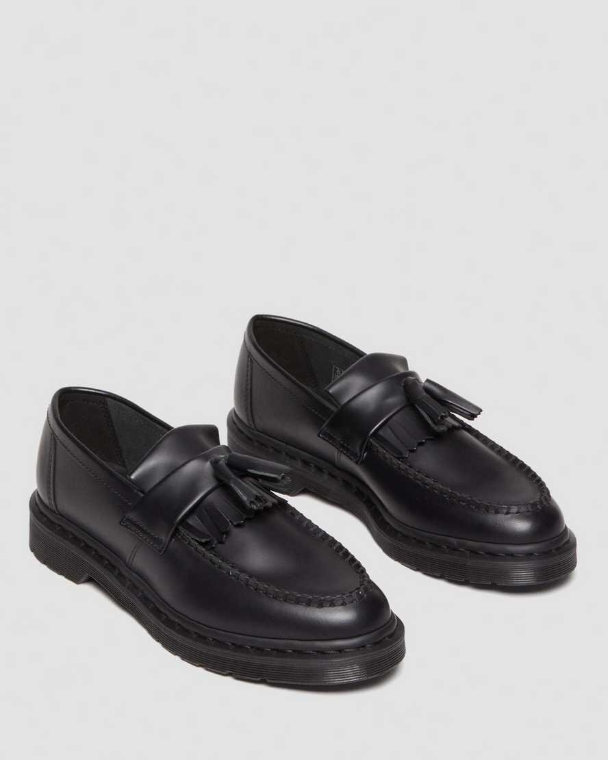 „Tassel loafers“ eru fyrir þá sem vilja skera sig úr fjöldanum. Galleri 17, 27.196 kr.