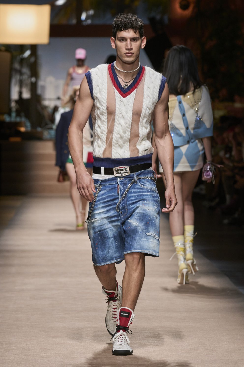 DSquared2.