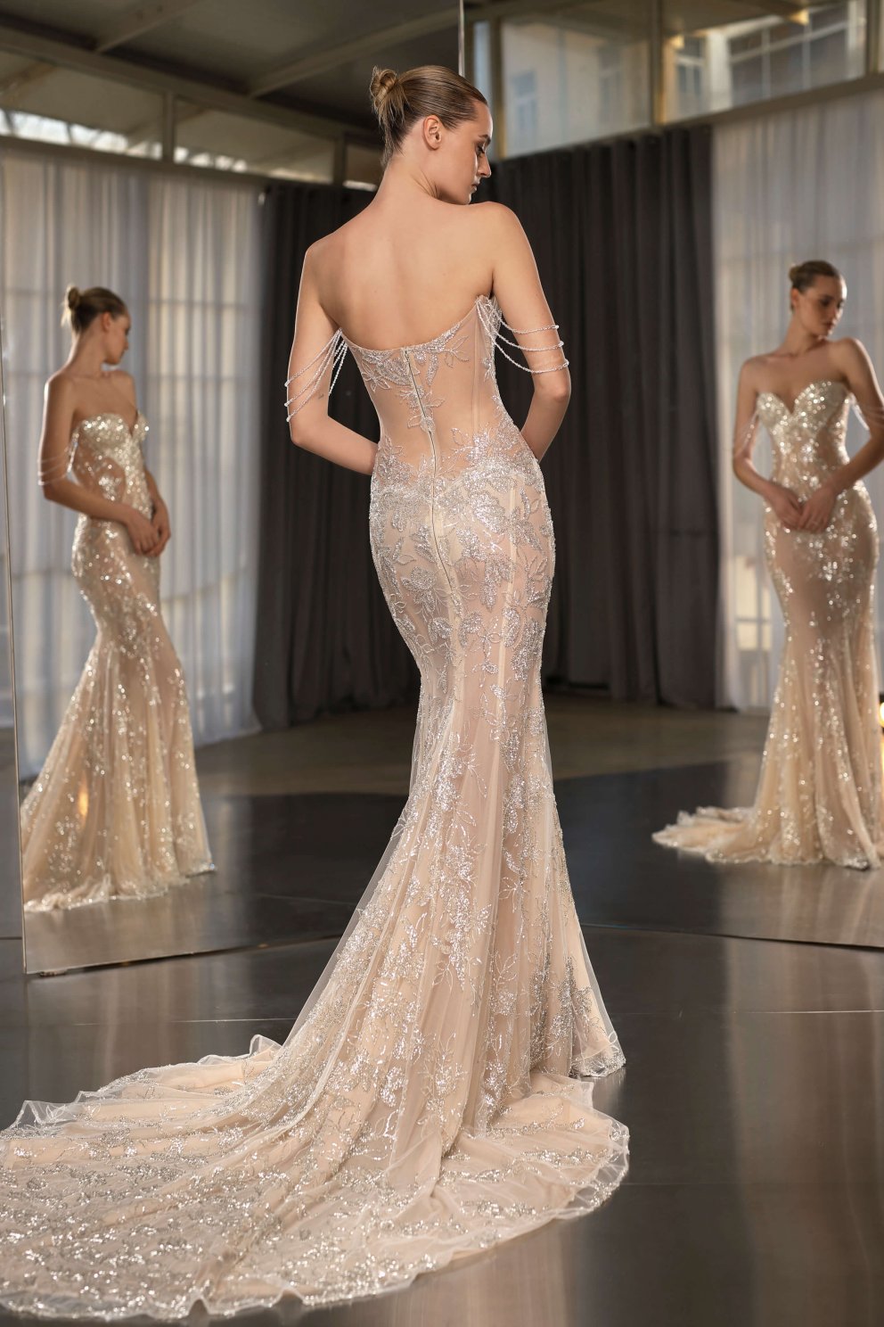 Galia Lahav.