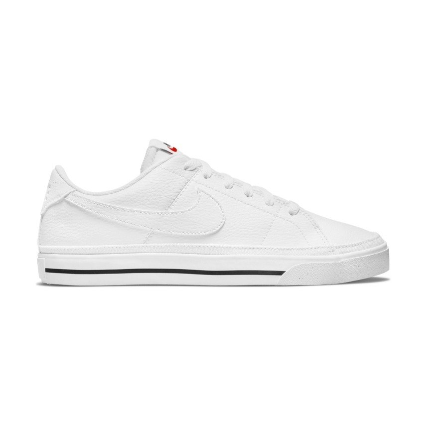 Air er með 25% afslátt af ÖLLU! Þeir eru nokkrir strigaskórnir sem eru á óskalistanum okkar þaðan. Air, 11.996 kr.