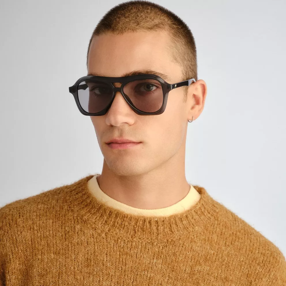 Ný týpa frá Le Specs sem fást í Plusminus Optic í Smáralind.