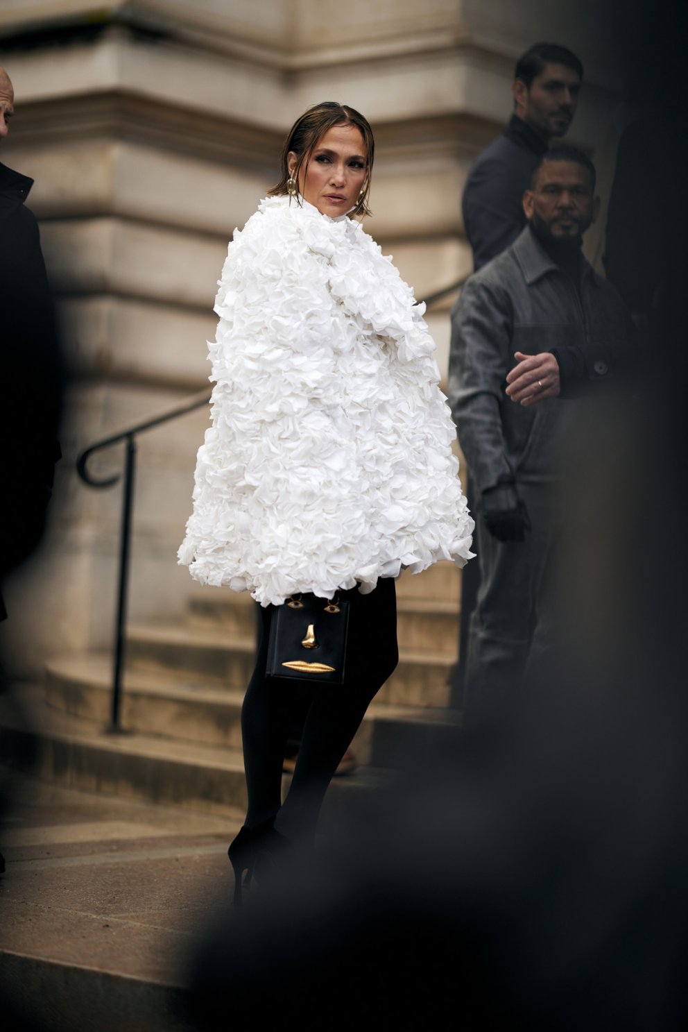 Hún vakti mikla athygli fyrir að hafa losað sig við hárlengingarnar og sportaði stuttu og vel sleiktu hári.