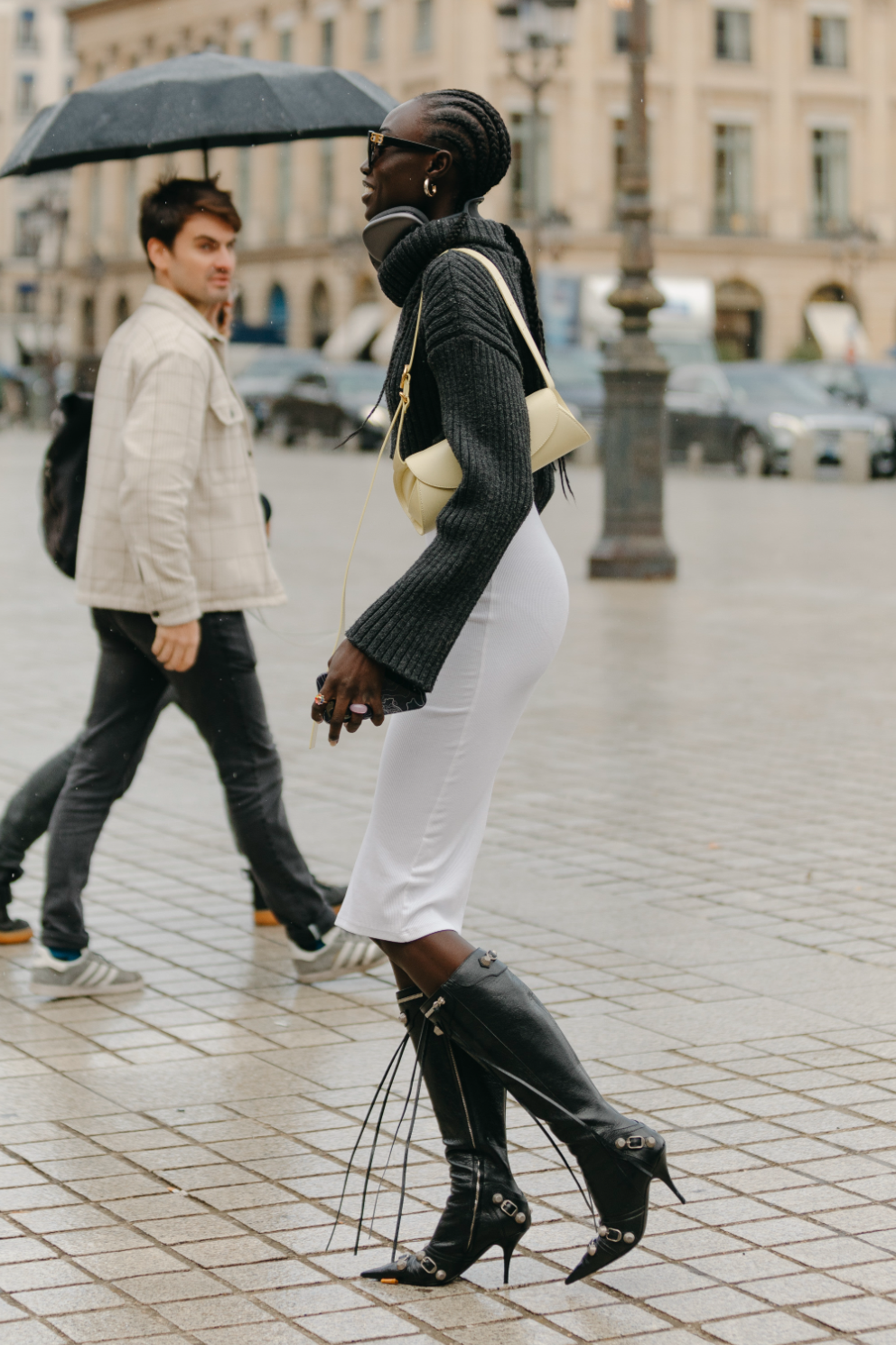 Balenciaga-stígvélin sem tröllríða tískubransanum um þessar mundir.