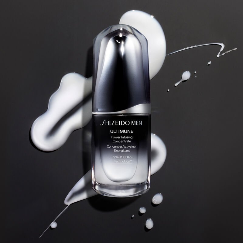 Ultimune Men Power Infusing Concentrate frá Shiseido er rakagefandi serum sem styrkir náttúrulegar varnir húðarinnar, veitir andoxun og gerir við þann skaða sem húðin kann að hafa orðið fyrir. Hagkaup, 9.514 kr.