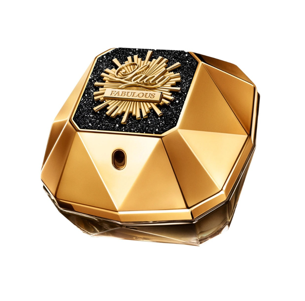 Ekki nýr ilmur en við uuurðum að troða Lady Fabulous frá Paco Rabanne inn í þessa snyrtivöruumfjöllun en ekki láta nafnið slá ykkur út af laginu: ilmurinn er ávanabindandi! Hvetjum ykkur til að prófa næst þegar þið eigið leið í snyrtivörudeildina í Hagkaup.