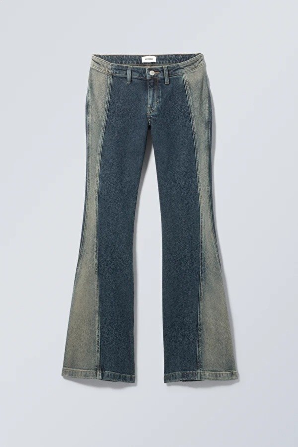 Utopia Low Flared Jeans, Weekday, Smáralind.