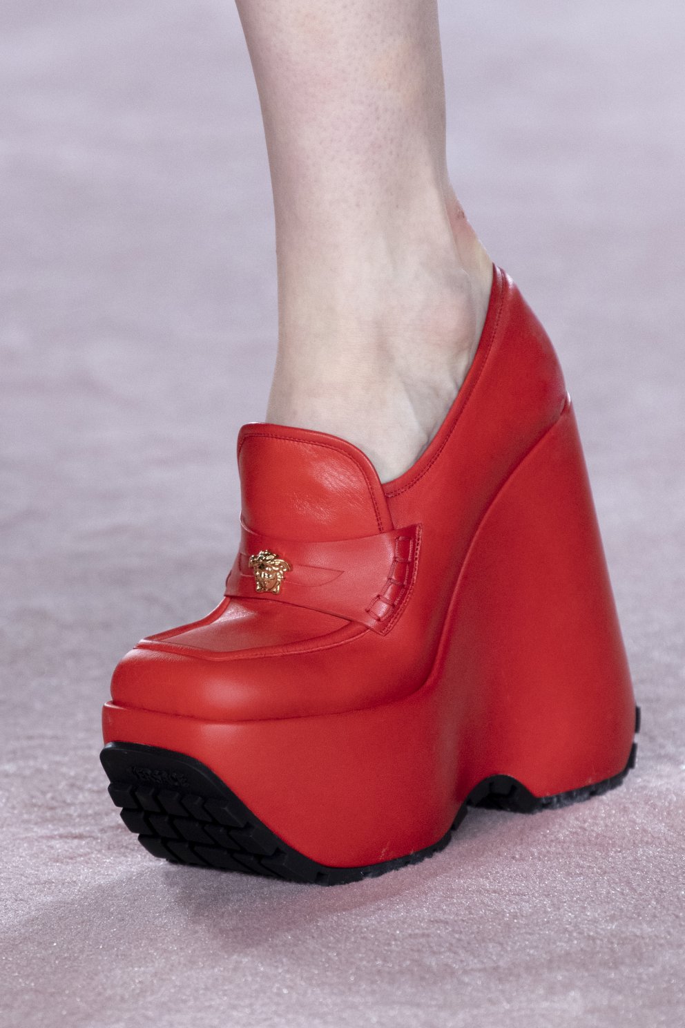 Versace-stultur.
