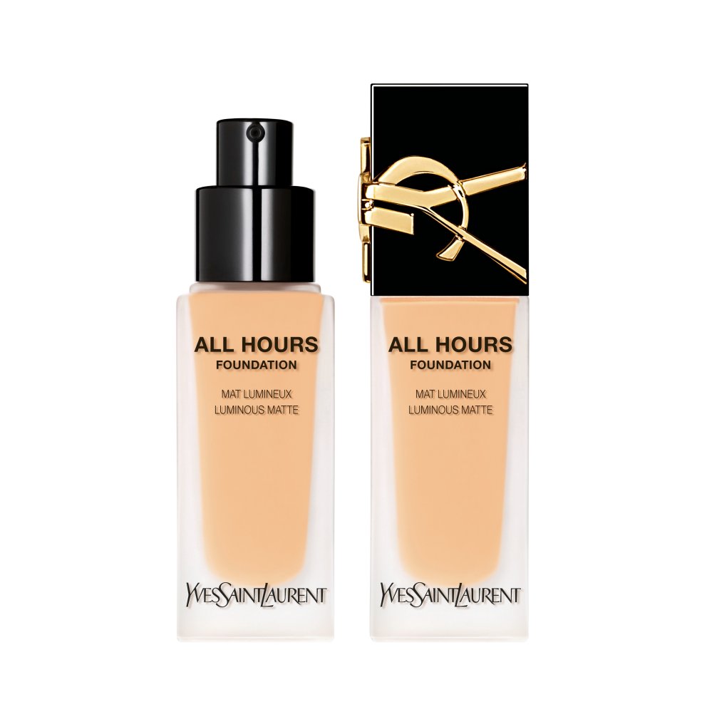 All Hours-farðinn frá YSL er vel fljótandi farði sem sest á húðina eins og púður, hylur einstaklega vel og síðast en ekki síst helst hann á fram á rauða nótt. Hagkaup, 8.999 kr.