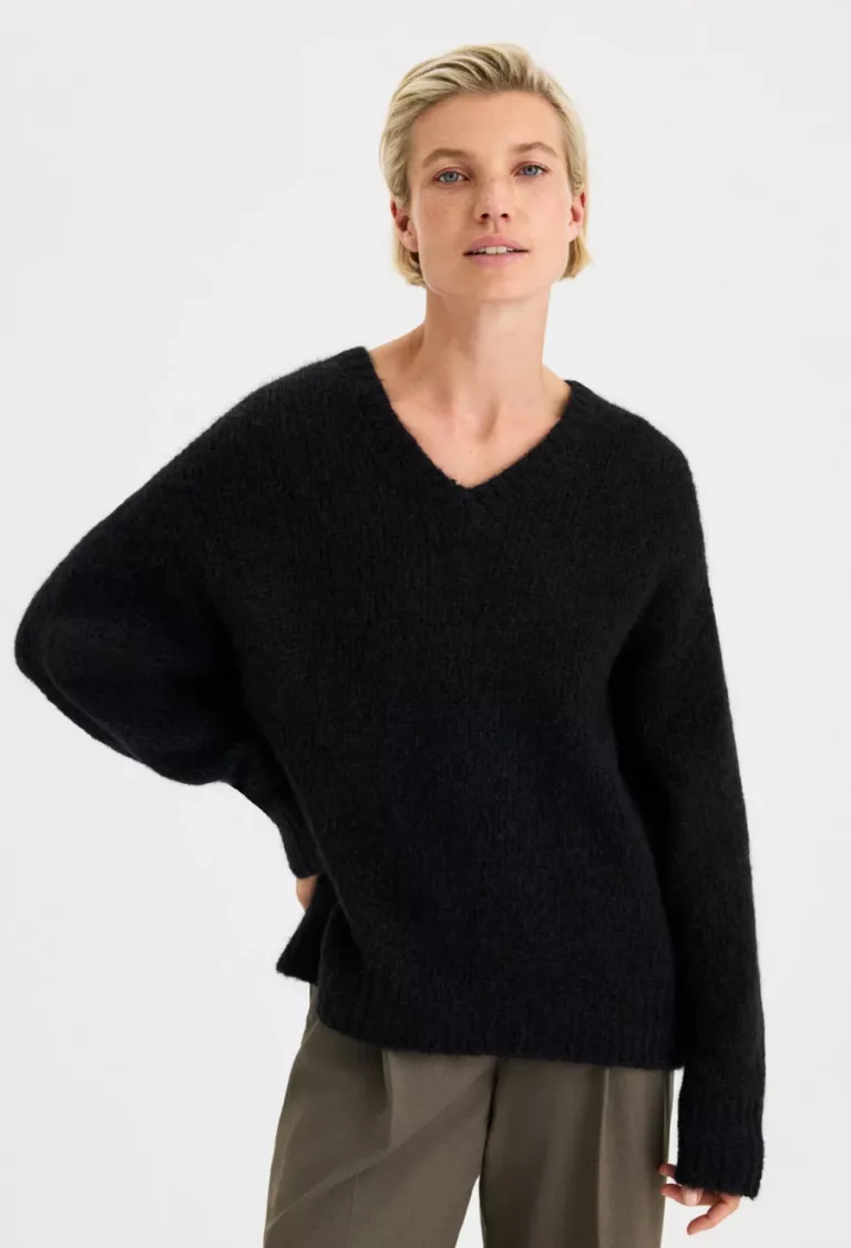  Filippa K, Mathilda, 34.990 kr.