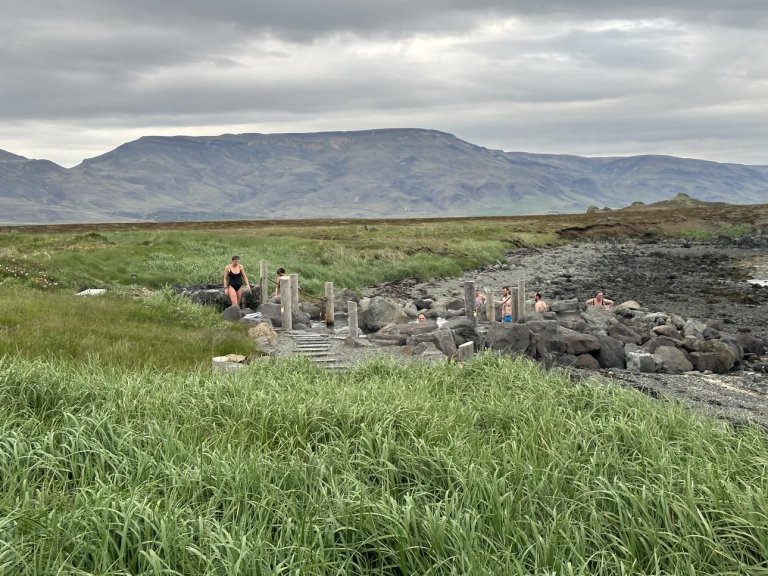 Teitur bendir líka á Glym sem sé í þægilegri fjalægð frá borginni. Þar sé hægt að skella sér í böðin og sjósund í Hvammsvík á eftir. 