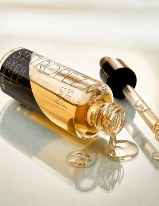 Tan Self Tonic-dropar frá St. Tropez sem blanda má út í dag-eða næturkrem. Lyfja, 8.248 kr.
