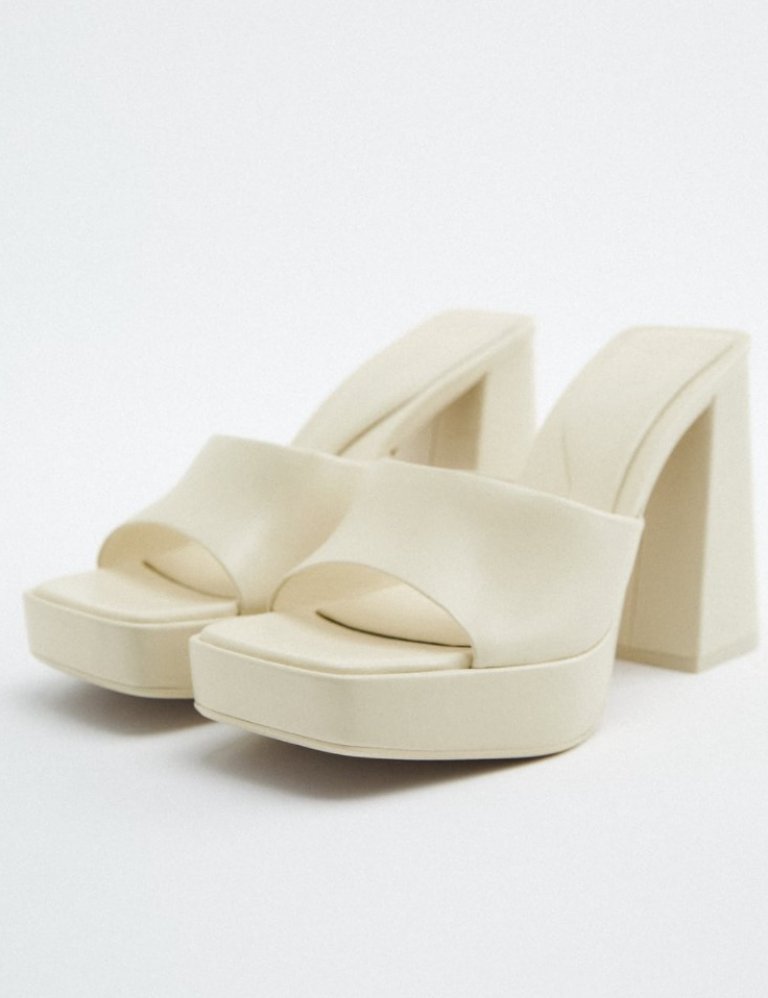 Zara, 10.995 kr.
