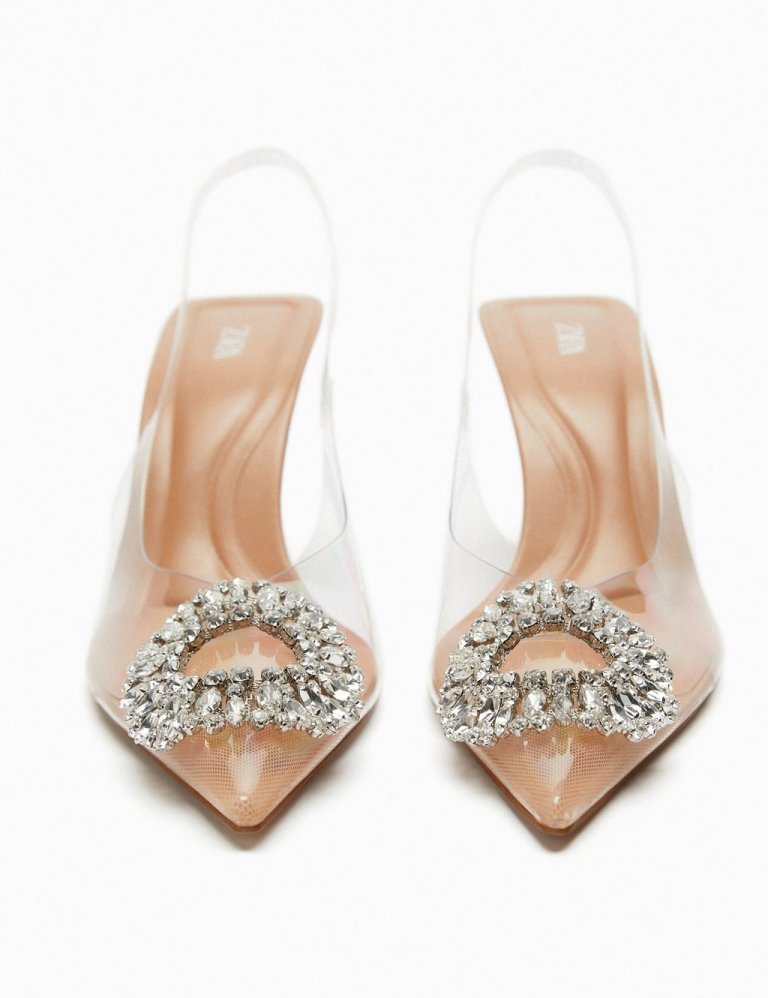 Zara, 11.995 kr.