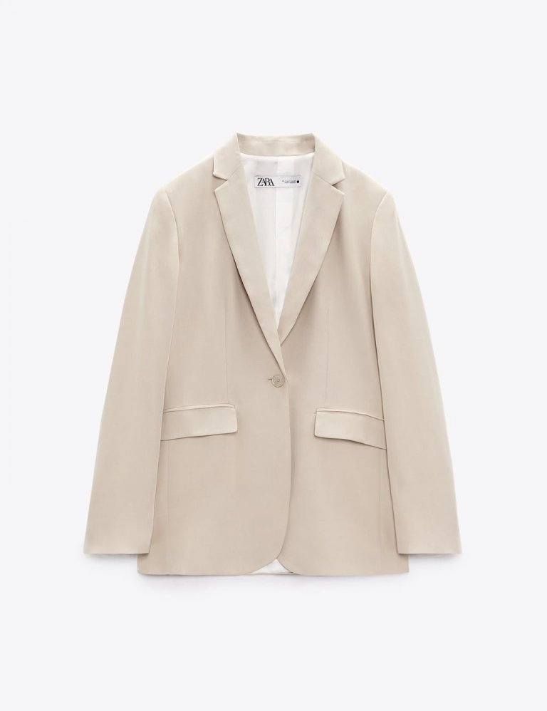 Zara, 12.995 kr.