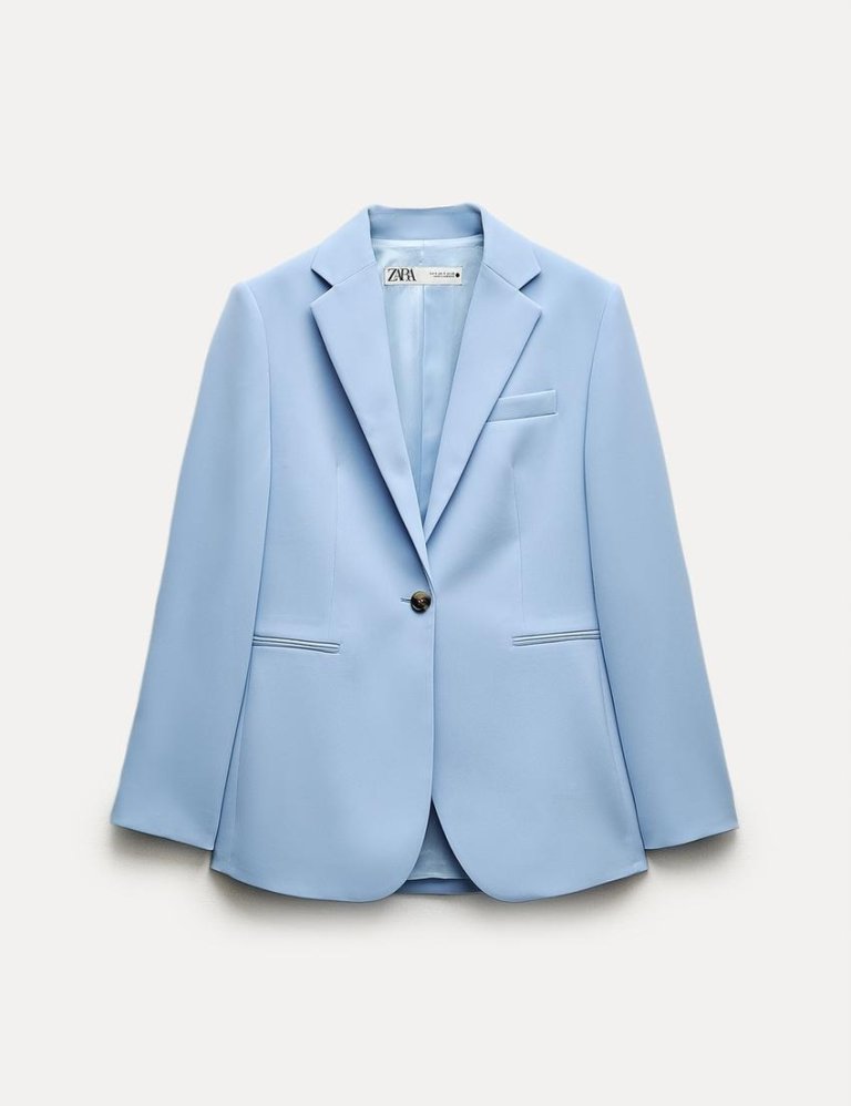 Zara, 15.995 kr.