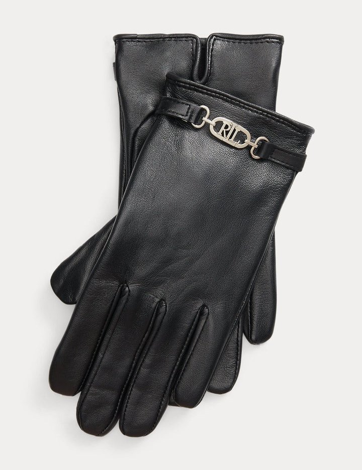 Mathilda, 16.990 kr.